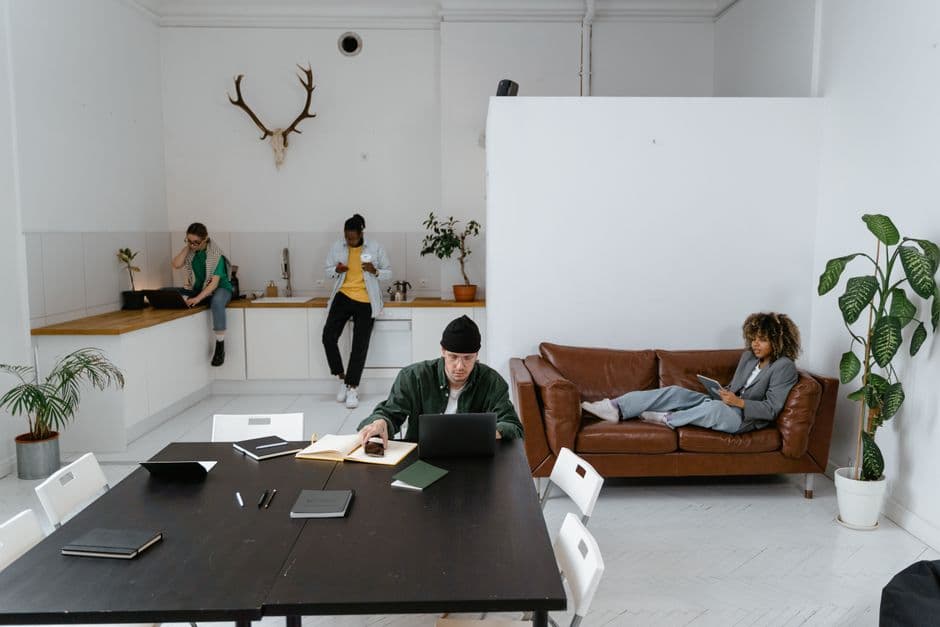 Types of Virtual Assistants: Which One Does Your Business Need?