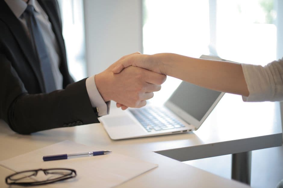 Upwork vs OnlineJobs.ph 2026: Hire Filipino VAs